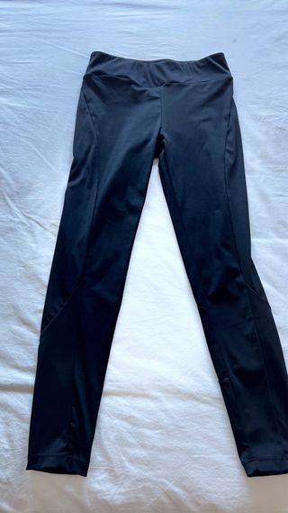 Mallas deportivas negras marca Done