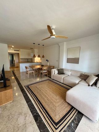 Piso en venta en Río Real en Marbella