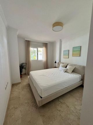 Piso en venta en Río Real en Marbella