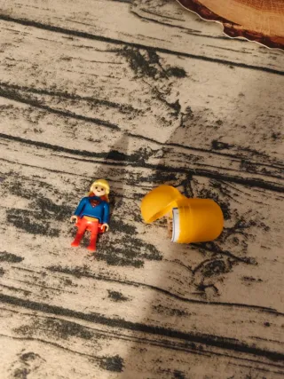 Figura Playmobil Huevo Kinder