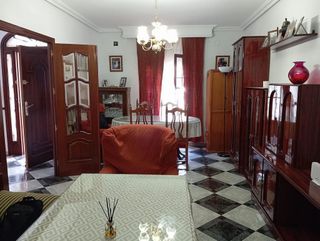 Casa adosada en venta en Lucena