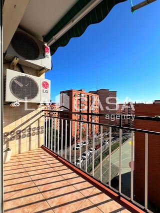 Piso en venta en Artigas - Llefià en Badalona