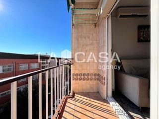 Piso en venta en Artigas - Llefià en Badalona