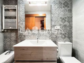 Piso en venta en Artigas - Llefià en Badalona