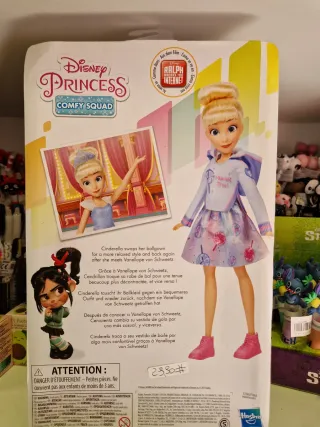 Bambola Disney Princess Cinderella Comfy Squad