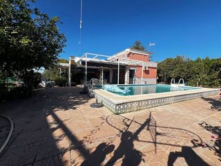Chalet en venta en Sanlúcar la Mayor