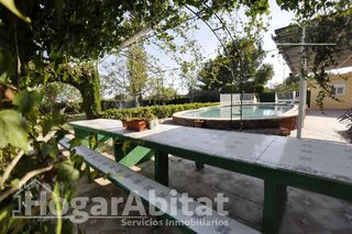 Chalet en venta en La Conarda-Montesano en Bétera