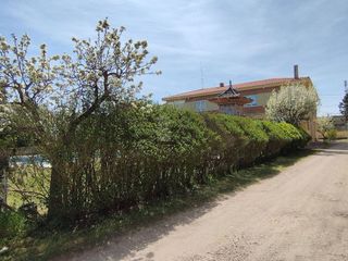Chalet en venta en Trobajo del Camino en San Andrés del Rabanedo