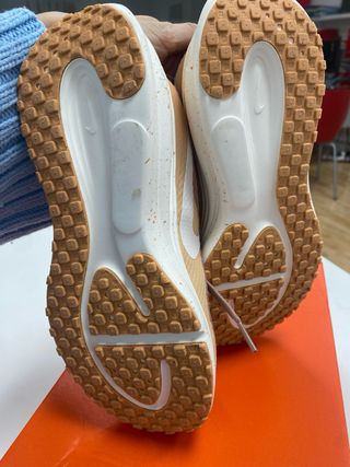 Zapatillas Nike Beige/Rosa Nuevas