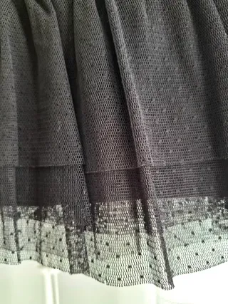 Falda mini vaquera con tul negro