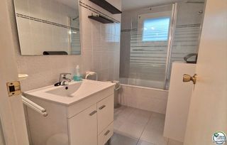 Piso en venta en Port Esportiu - Puig Rom - Canyelles en Roses