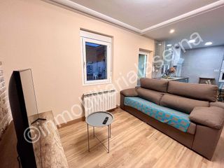 Casa adosada en venta en Villaquilambre