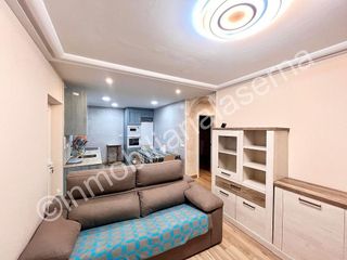 Casa adosada en venta en Villaquilambre