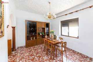 Casa adosada en venta en Parque de la Ermita - Parque de San Roque en Churriana de la Vega