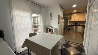 Casa adosada en venta en Palacio de Congresos - Urbadiez - Entrepuentes en Sevilla