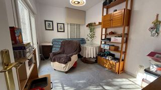 Casa adosada en venta en Palacio de Congresos - Urbadiez - Entrepuentes en Sevilla