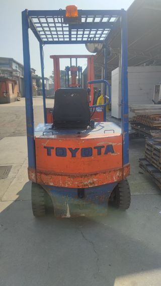 Muletto Toyota Carrello Elevatore