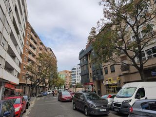 Piso en venta en En Corts en Valencia
