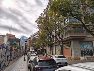 Piso en venta en En Corts en Valencia