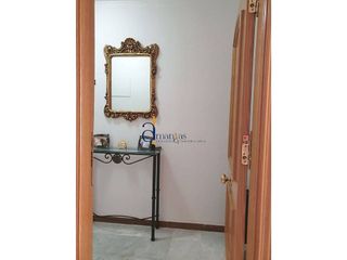 Piso en venta en Lucena