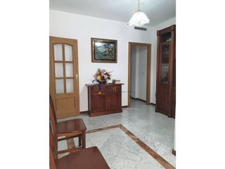 Piso en venta en Lucena