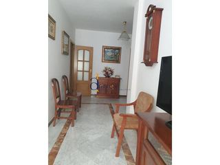 Piso en venta en Lucena
