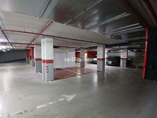 Piso en venta en Puerto - Plaza de Toros en Estepona