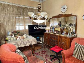 Chalet en venta en Parets del Vallès