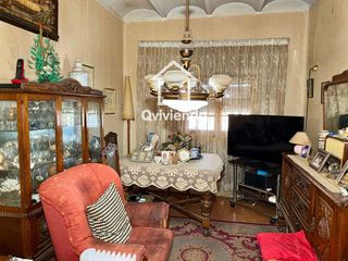 Chalet en venta en Parets del Vallès