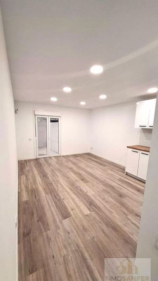 Piso en venta en El Raval - Safaretjos en Santa Coloma de Gramanet