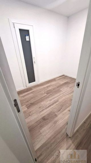 Piso en venta en El Raval - Safaretjos en Santa Coloma de Gramanet