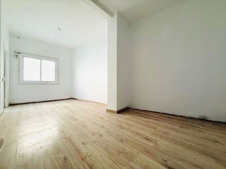 Piso en venta en Montigalà -Sant Crist en Badalona