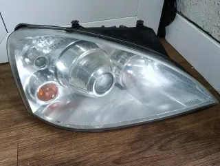 Faro Xenon Derecho Ford Galaxy 01-06