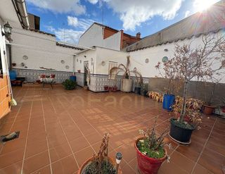 Casa adosada en venta en Mora