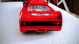 Ferrari F40 1/24 (no Bburago)