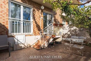 Casa pareada en venta en María de Huerva