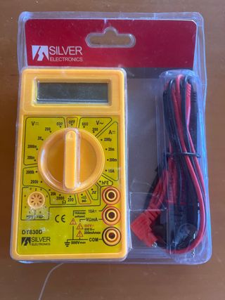 Multímetro Silver DT830D