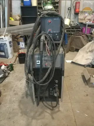 Soldadora Praxair Phoenix 421 Basic Pulse