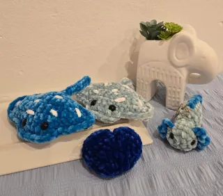 Muñecos crochet artesanales