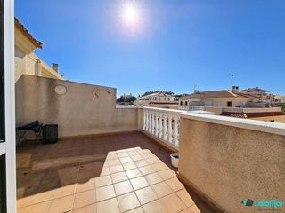 Casa adosada en venta en Urbanizaciones en Guardamar del Segura