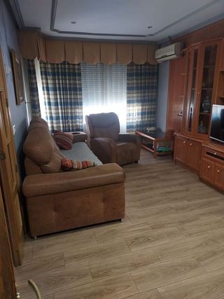 Casa adosada en venta en Tomelloso