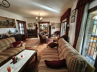 Chalet en venta en Pinos de Alhaurín - Periferia en Alhaurín de la Torre