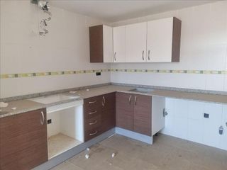 Piso en venta en Pedanías en Teruel