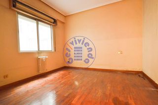 Piso en venta en Centro en Ourense