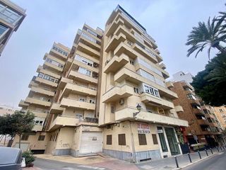 Piso en venta en Centro en Almería