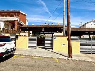 Casa adosada en venta en Segur de Calafell en Calafell