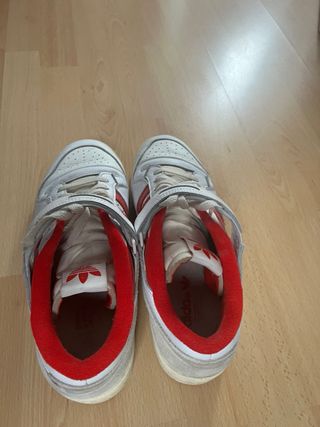 Adidas Forum Blancas y Rojas