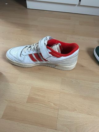 Adidas Forum Blancas y Rojas