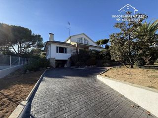 Casa en venta en Santa Eulàlia de Ronçana