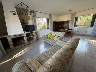 Casa en venta en Santa Eulàlia de Ronçana